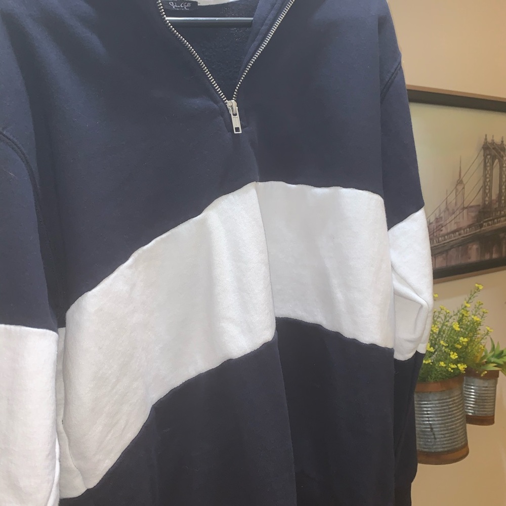 Brandy Melville striped quarter zip🤩🤩